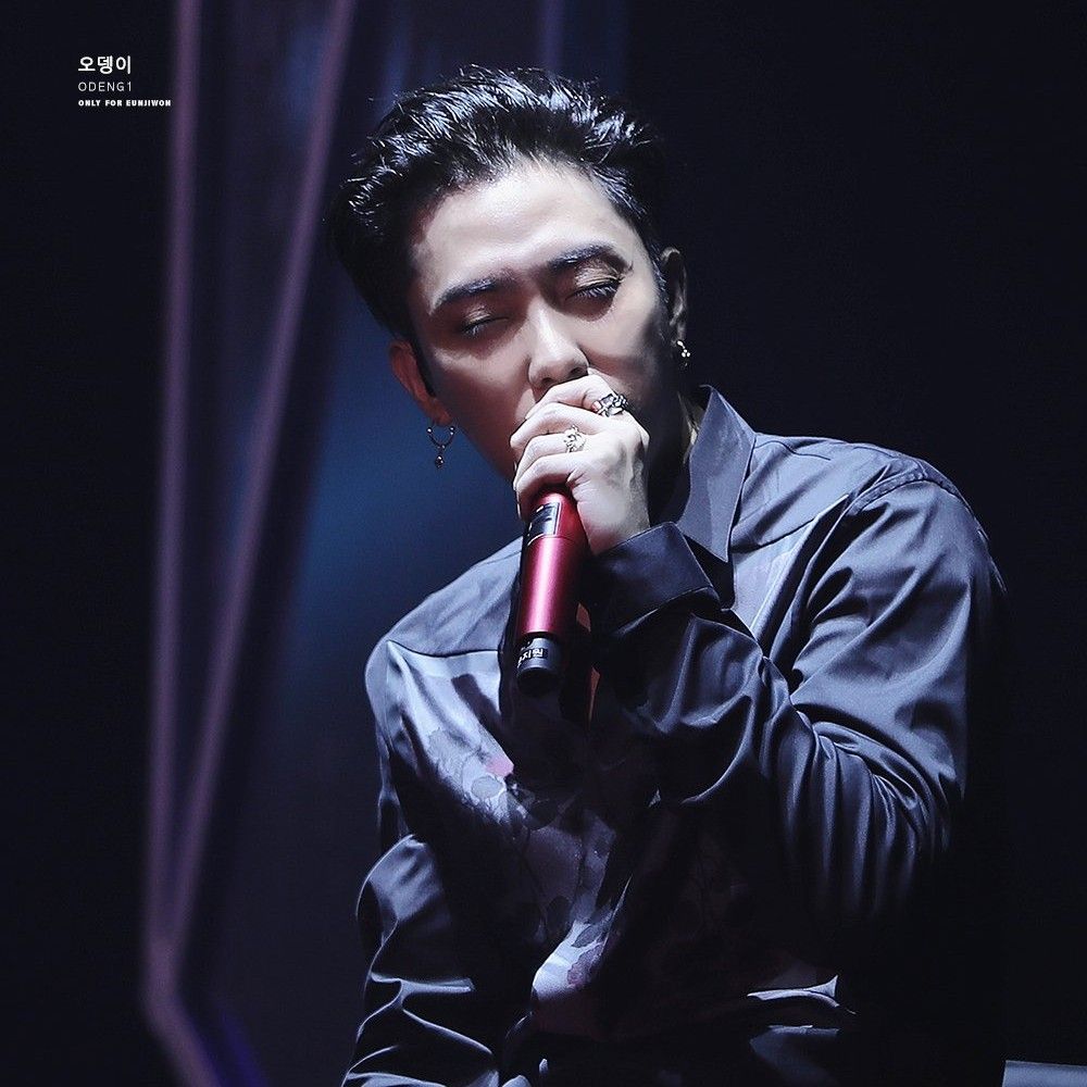 Behind-the-scenes cut of Eun Jiwon (SECHSKIES)