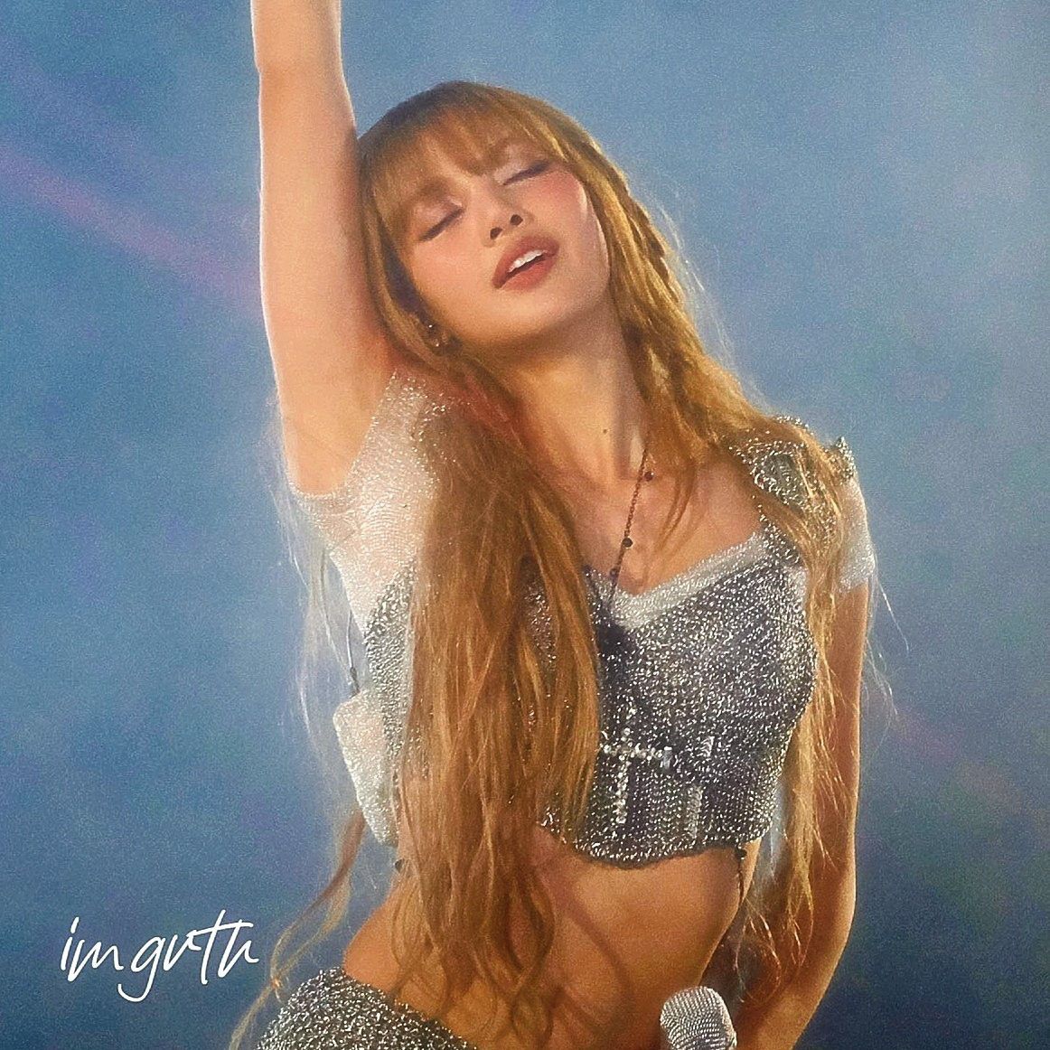 Lisa (BLACKPINK)的最新照片