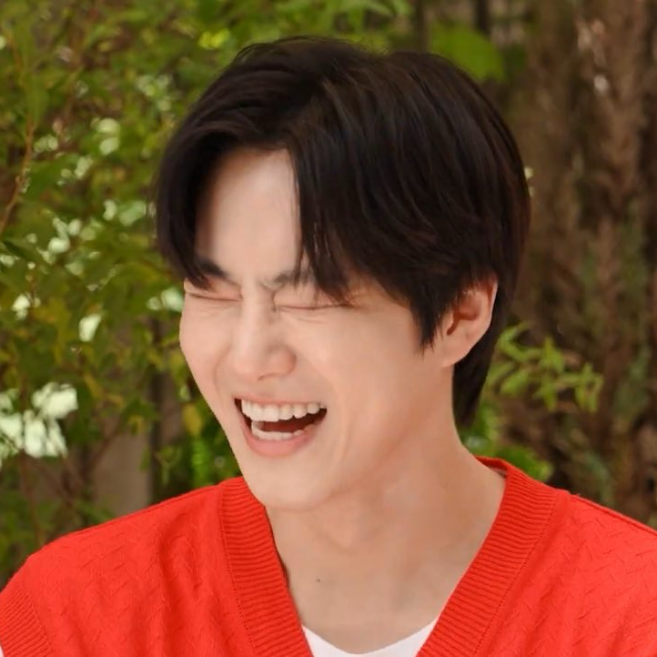 Suho (EXO)的最新活动照片