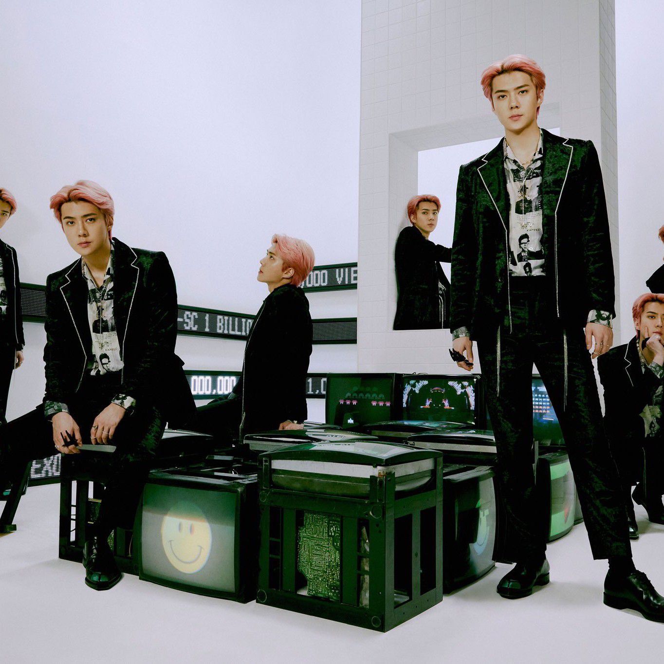 A moment captured by Sehun (EXO)'s fan