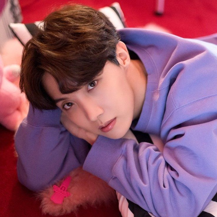 Behind-the-scenes cut of j-hope (BTS)