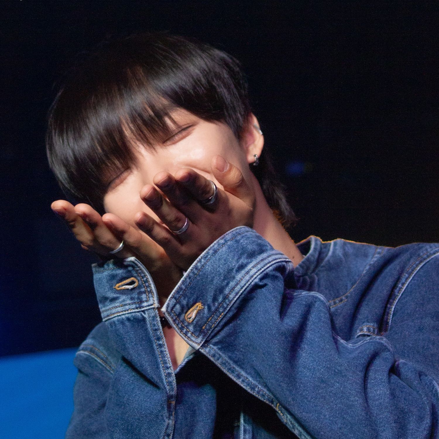 A moment captured by Lim Youngmin's fan