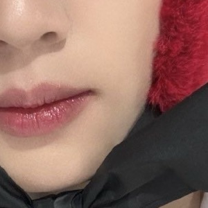 ハン・ユジン (ZEROBASEONE)の舞台裏ショット