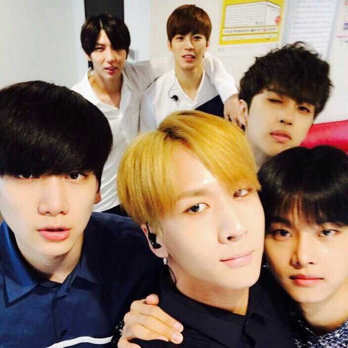 A moment captured by VIXX's fan