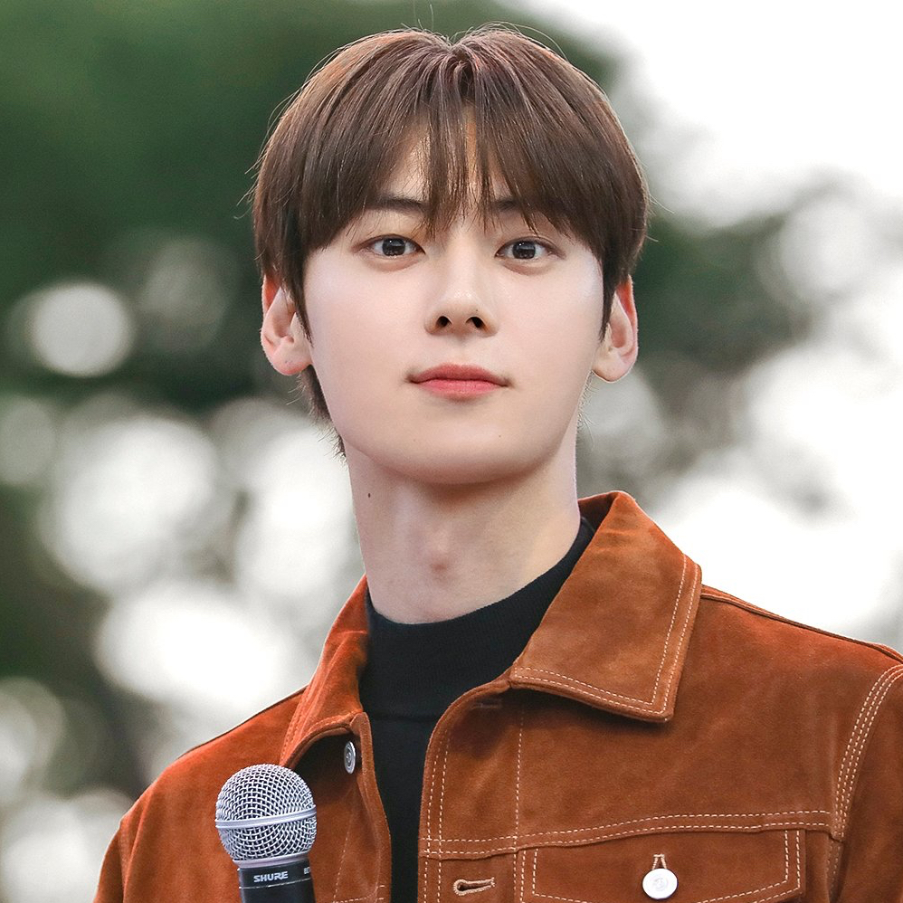Behind-the-scenes cut of Hwang Minhyun