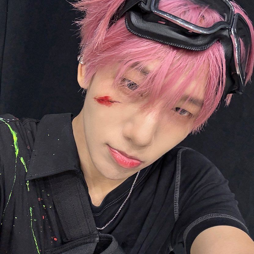 A moment captured by Zihao (BOY STORY)'s fan