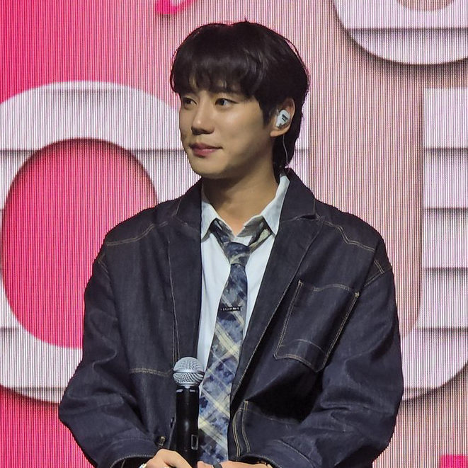 Latest photo of Lee Junyoung