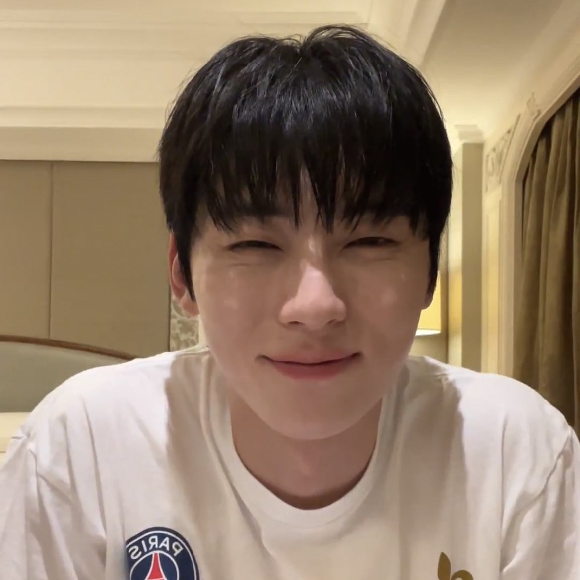 Latest photo of Hwang Minhyun