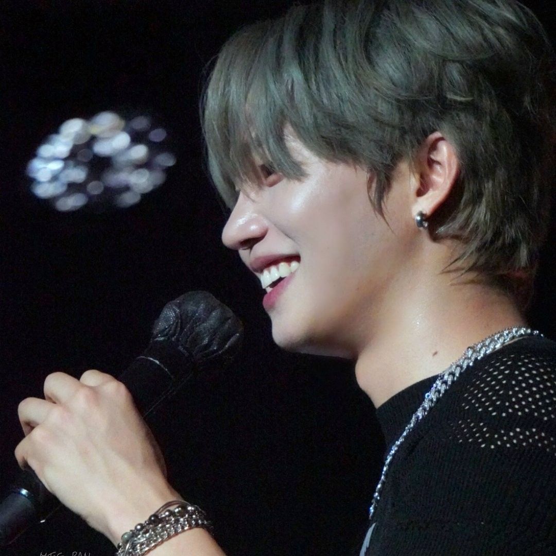 Behind-the-scenes cut of Lim Youngmin