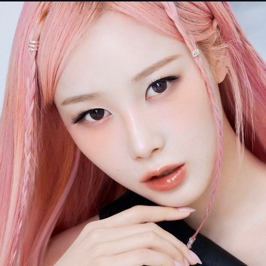 Giselle (aespa)的最新活動照片