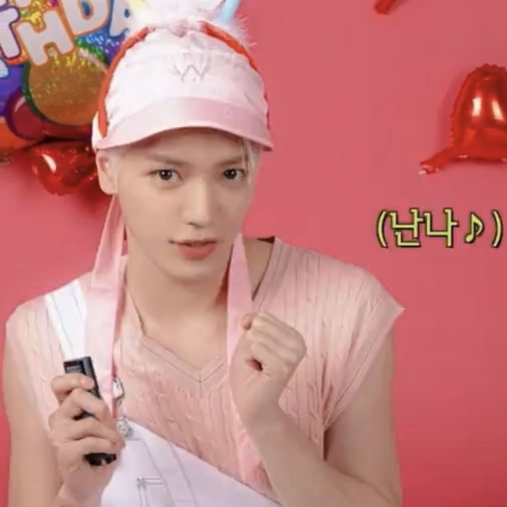 Behind-the-scenes cut of Taeyong (NCT 127)