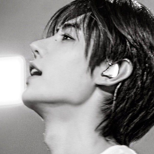 Behind-the-scenes cut of Sunghoon (ENHYPEN)