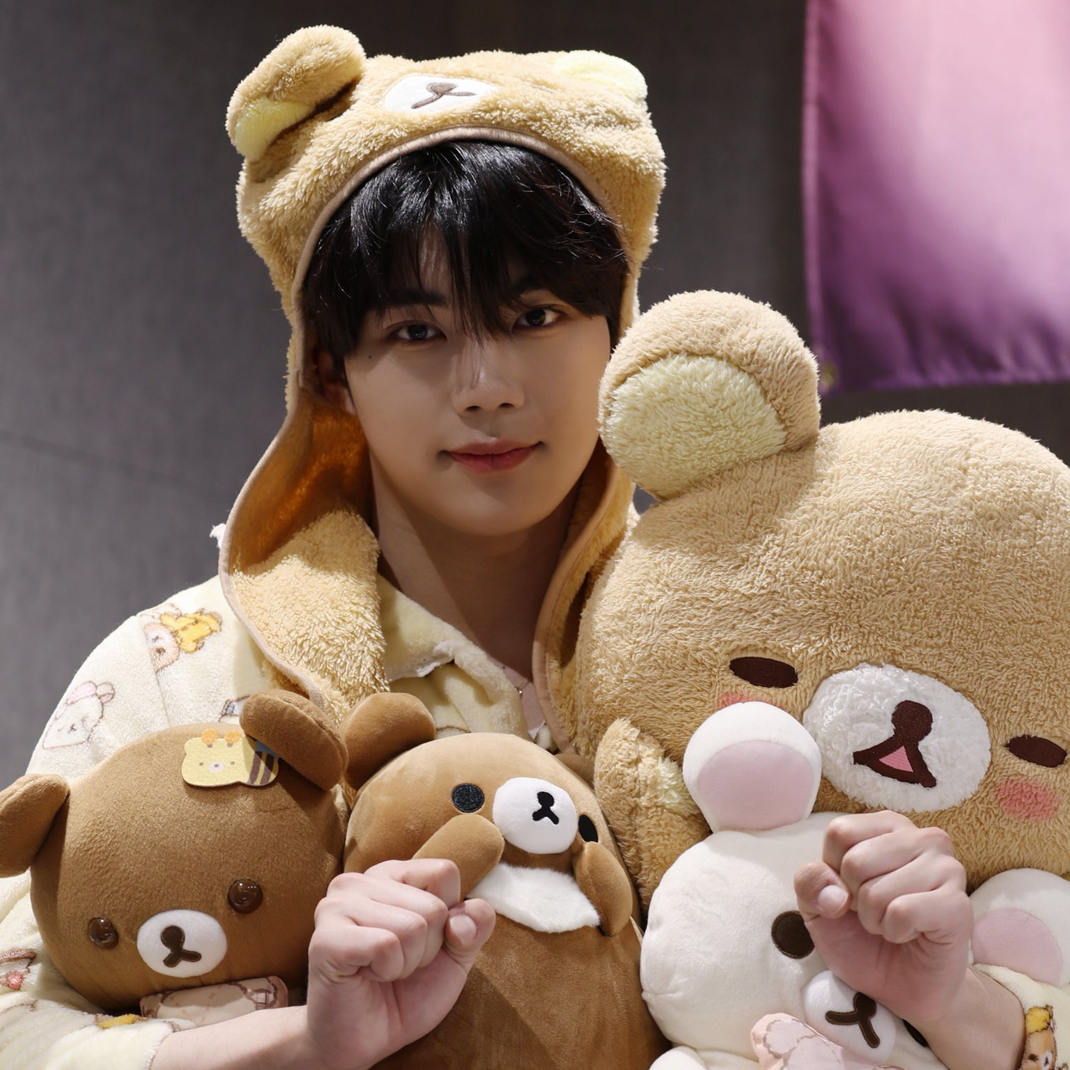 パク・ゴヌク (ZEROBASEONE)の最新写真