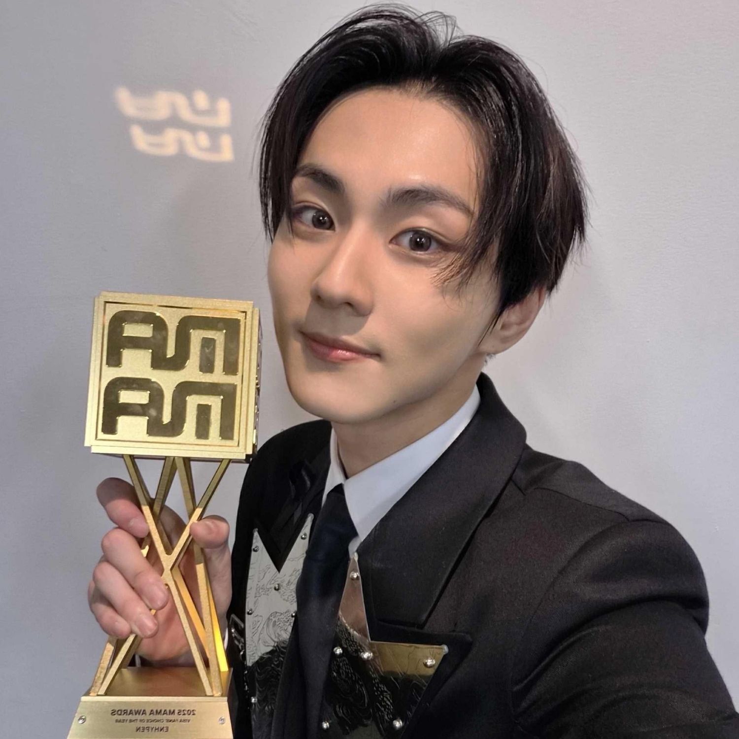 Latest photo of Jungwon (ENHYPEN)