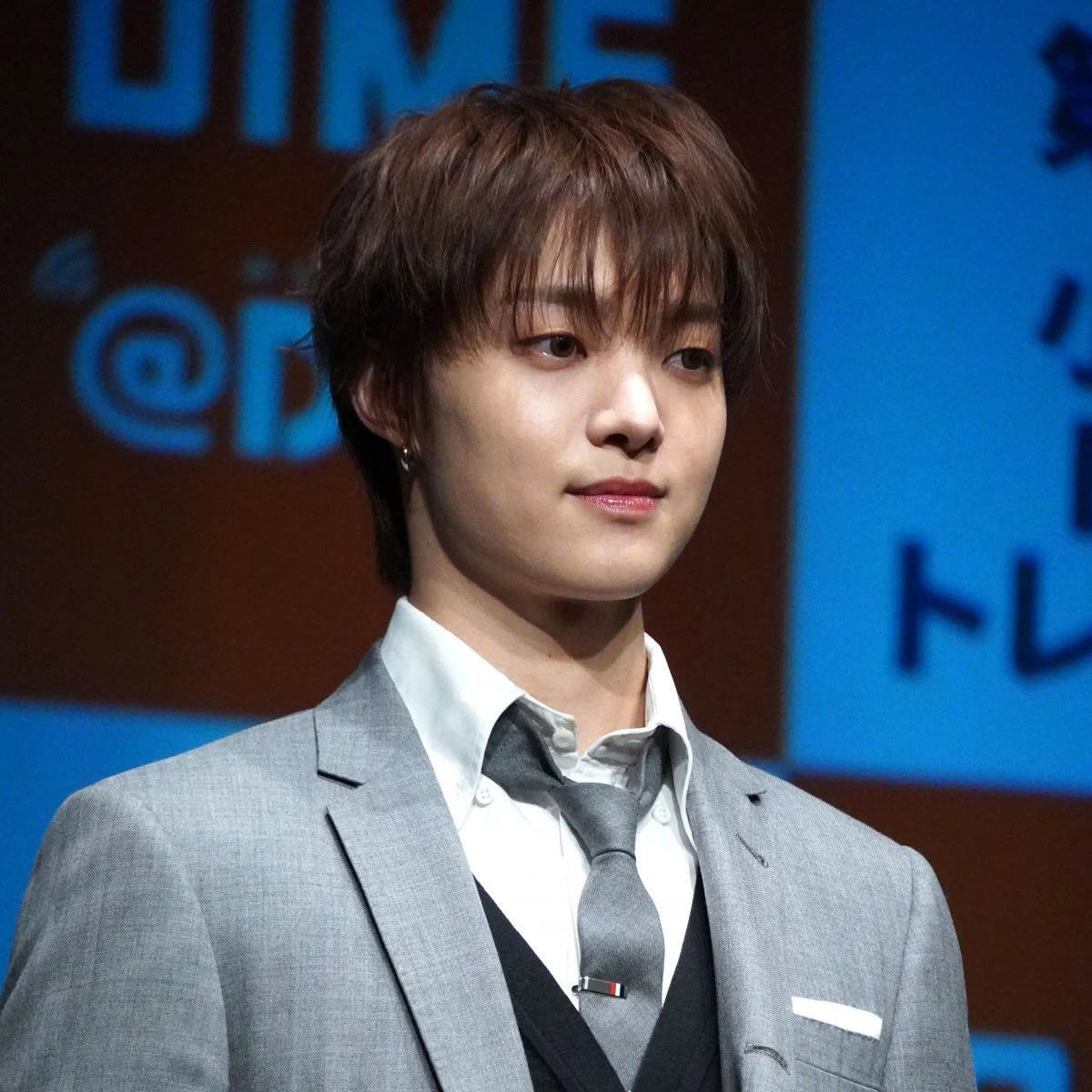 Behind-the-scenes cut of EJ (&TEAM)