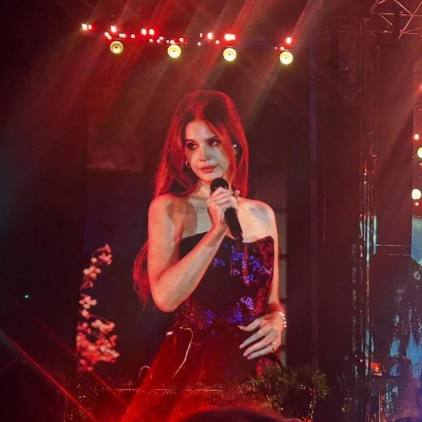 Popular profile image of Lana del Rey selected by votes