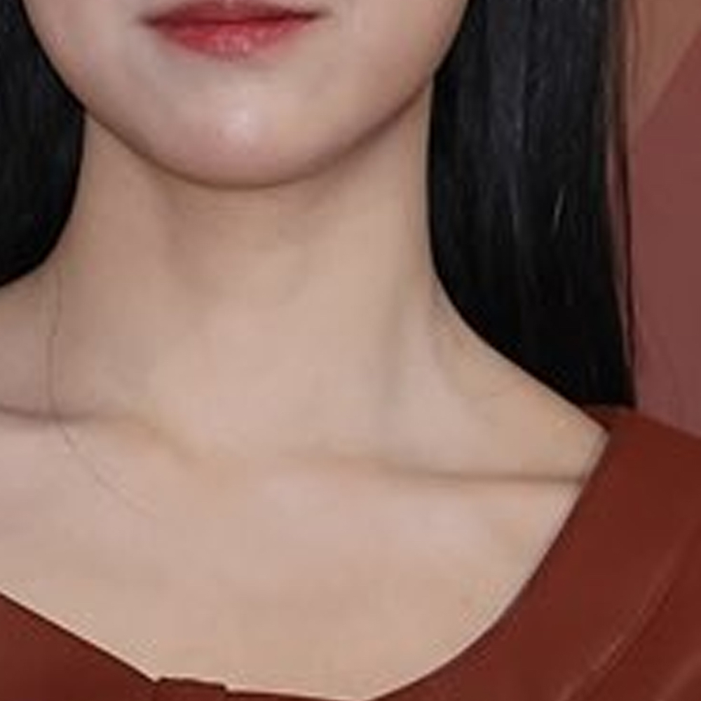 Foto aktivitas terbaru HyunJin (Loossemble)