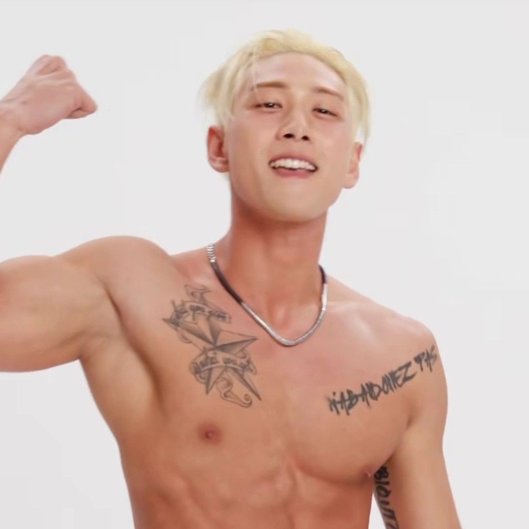 A moment captured by Baekho's fan