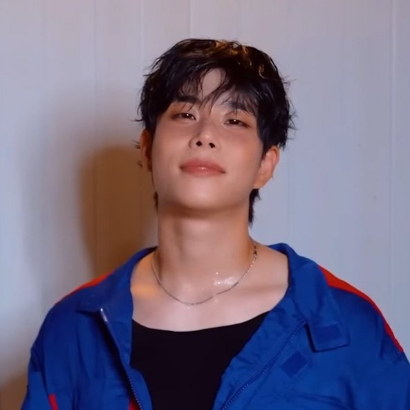 Behind-the-scenes cut of MJ (ASTRO)