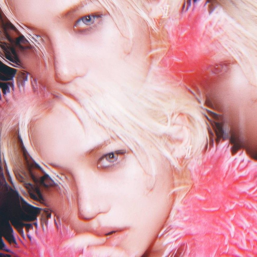 A moment captured by Felix (Stray Kids)'s fan