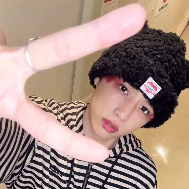 Behind-the-scenes cut of Sunwoo (THE BOYZ)