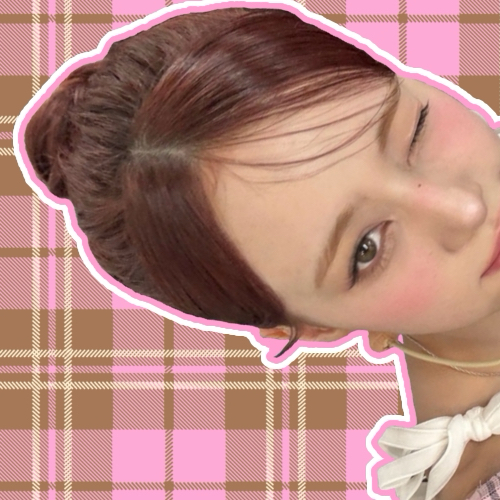 Nina (NiziU)的最新活动照片