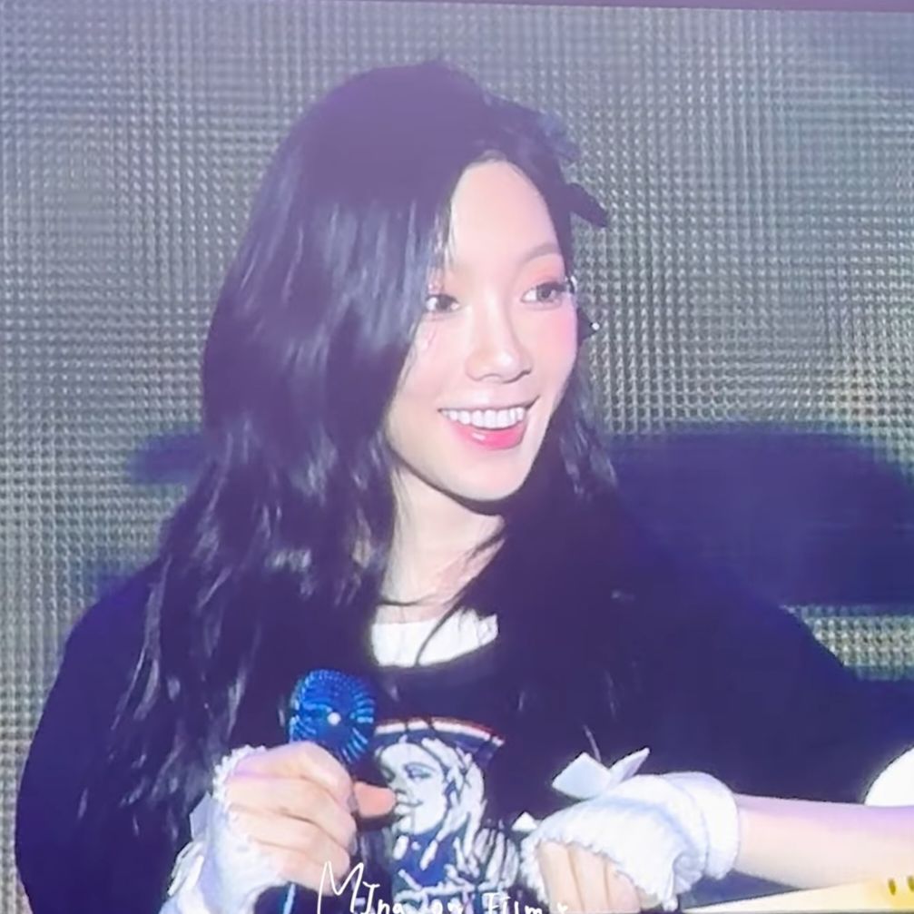 Recent activity shot of Taeyeon (Girls' Generation)