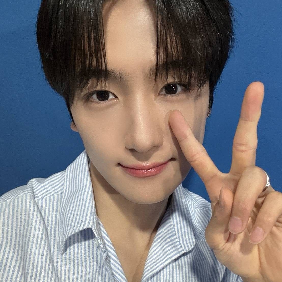 Latest photo of Hyunjae (THE BOYZ)