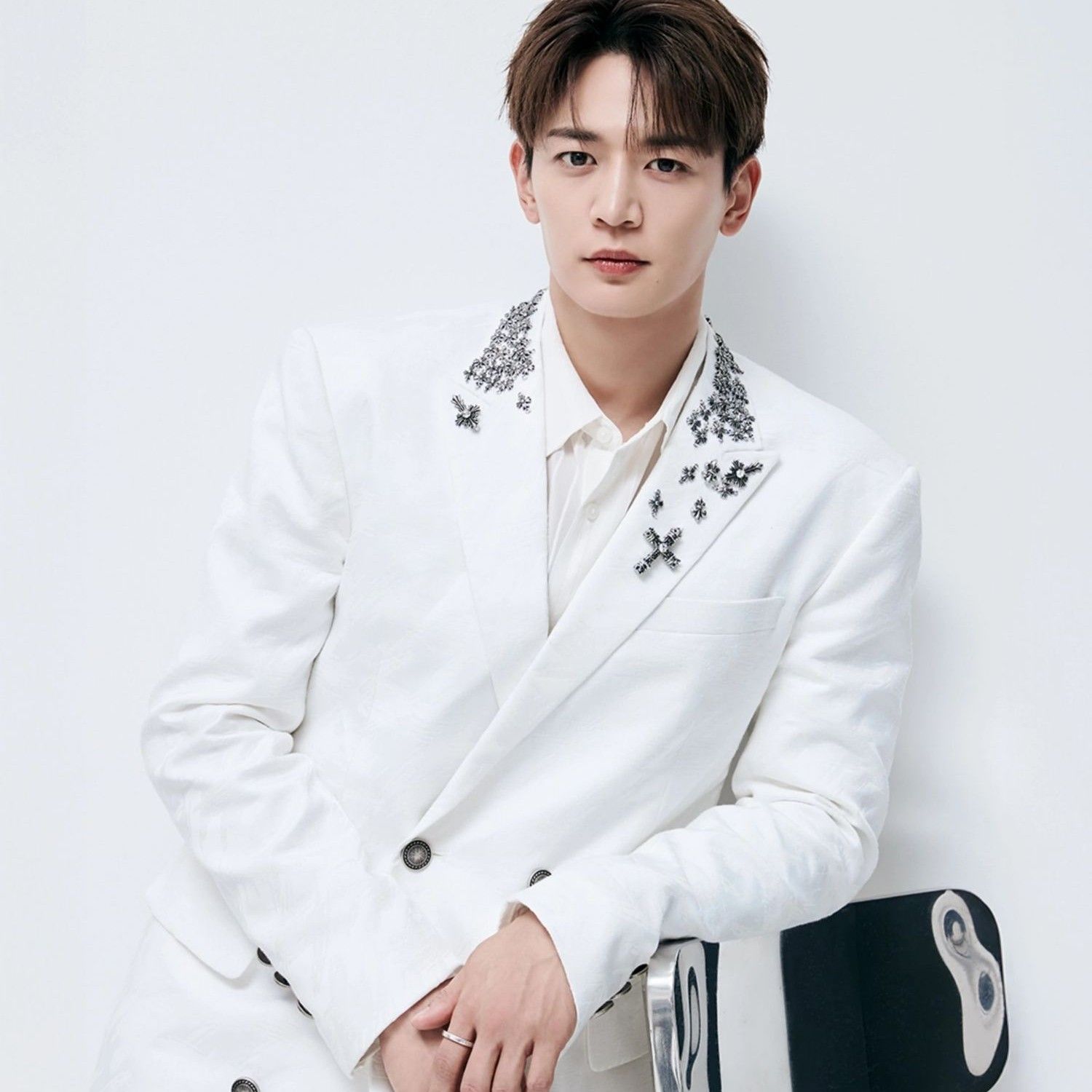 Latest photo of Minho (SHINee)