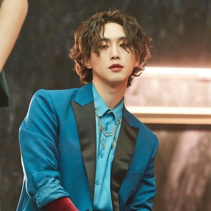 信源 (PENTAGON)的幕後花絮