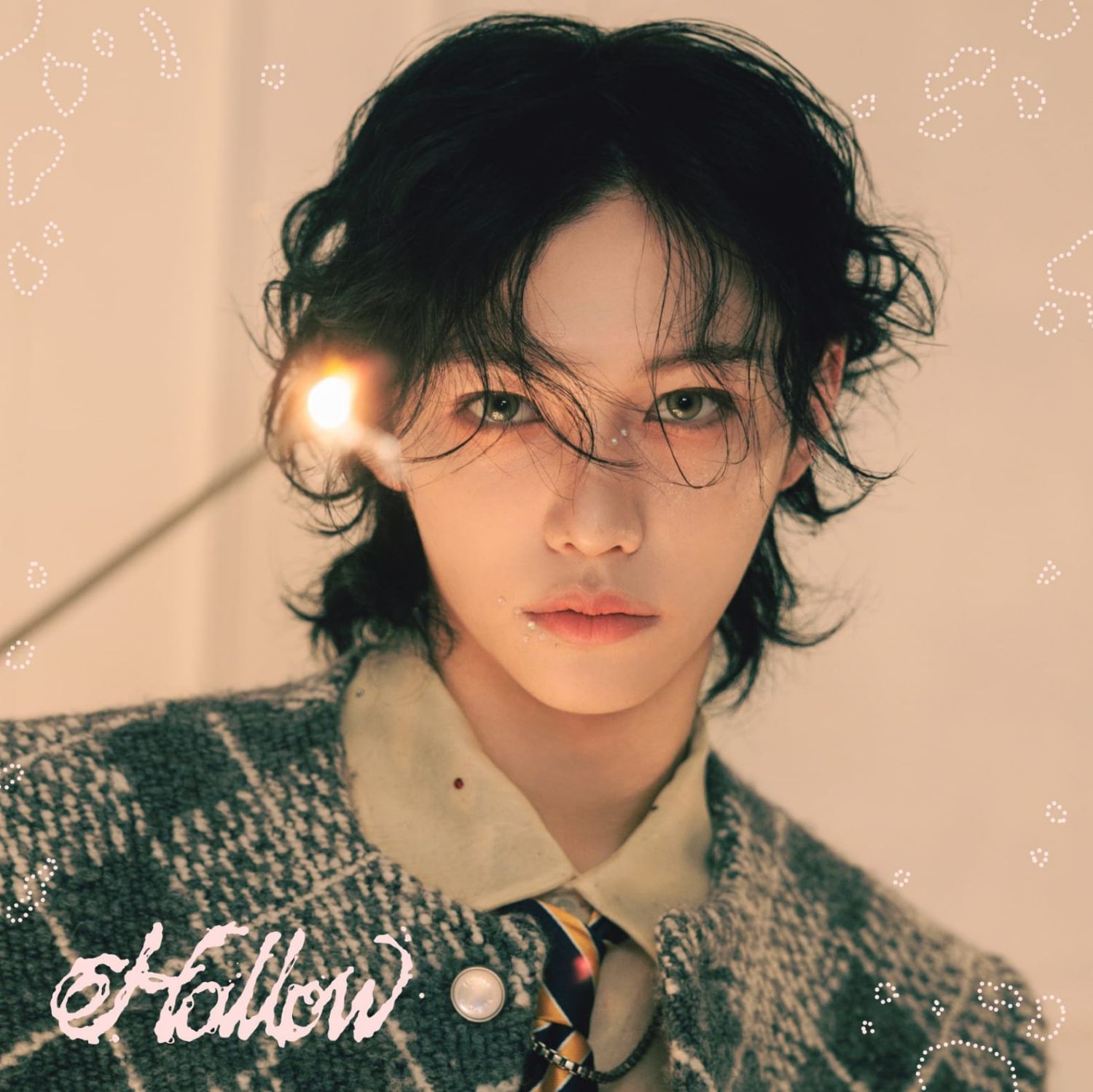 Latest photo of Lee Know (Stray Kids)