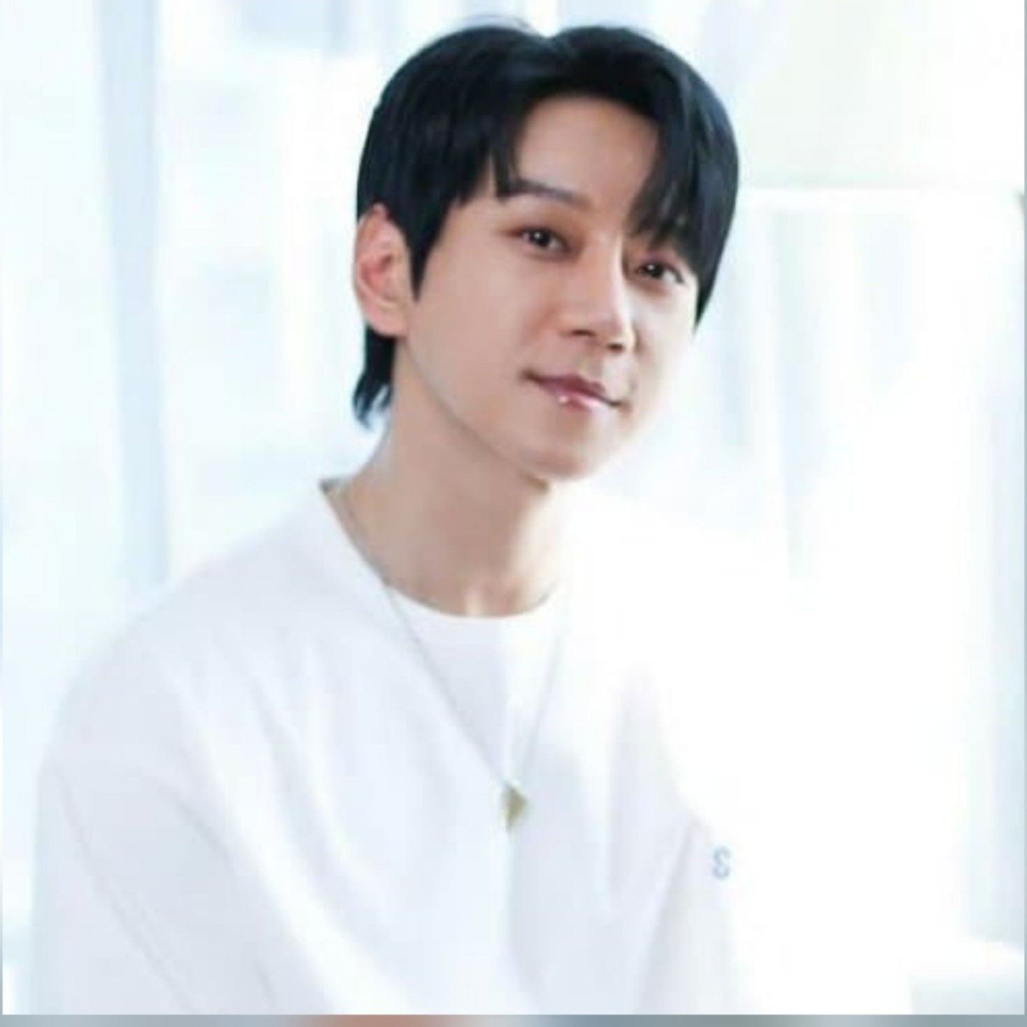 A moment captured by Hwang Chiyeol's fan