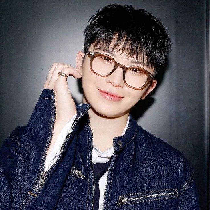 Behind-the-scenes cut of Woozi (SEVENTEEN)