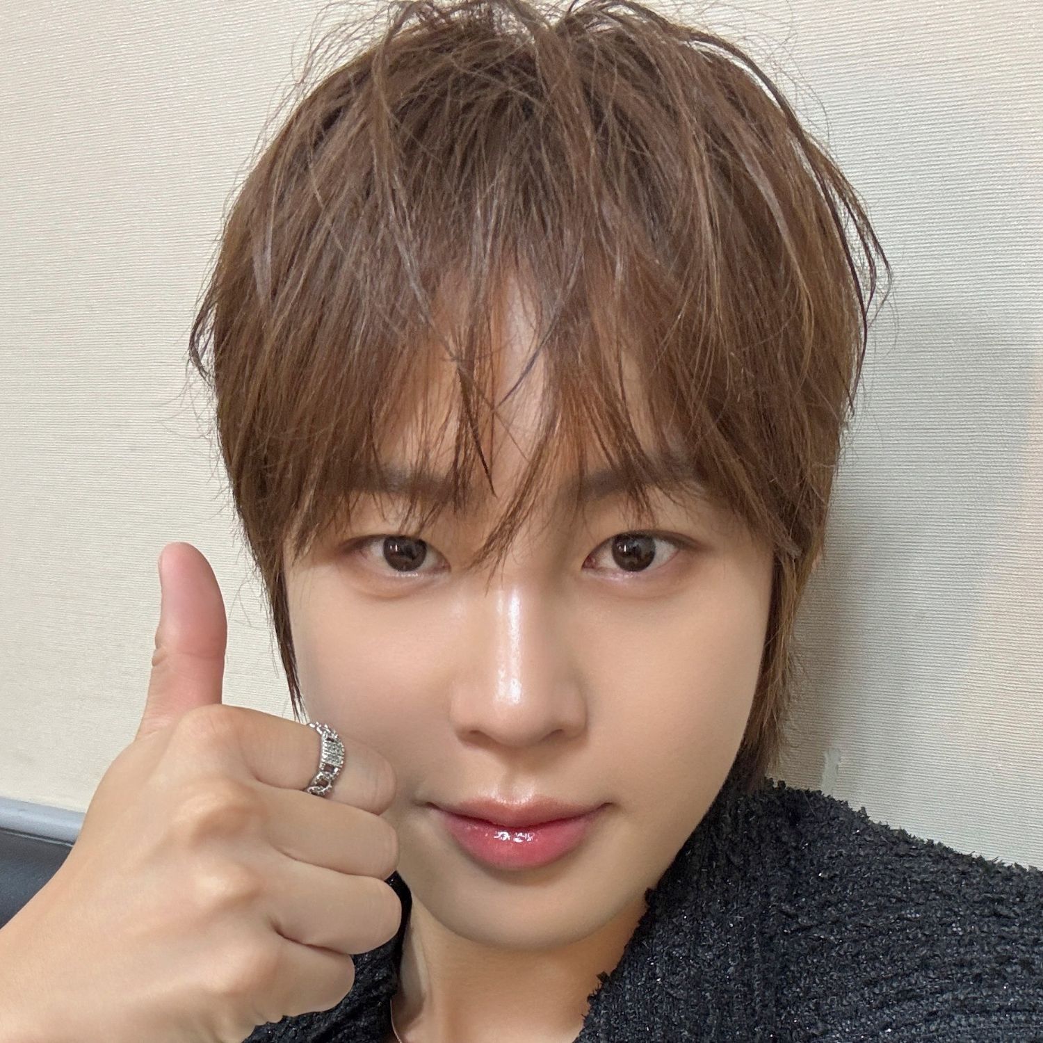 Foto aktivitas terbaru Ha Sungwoon