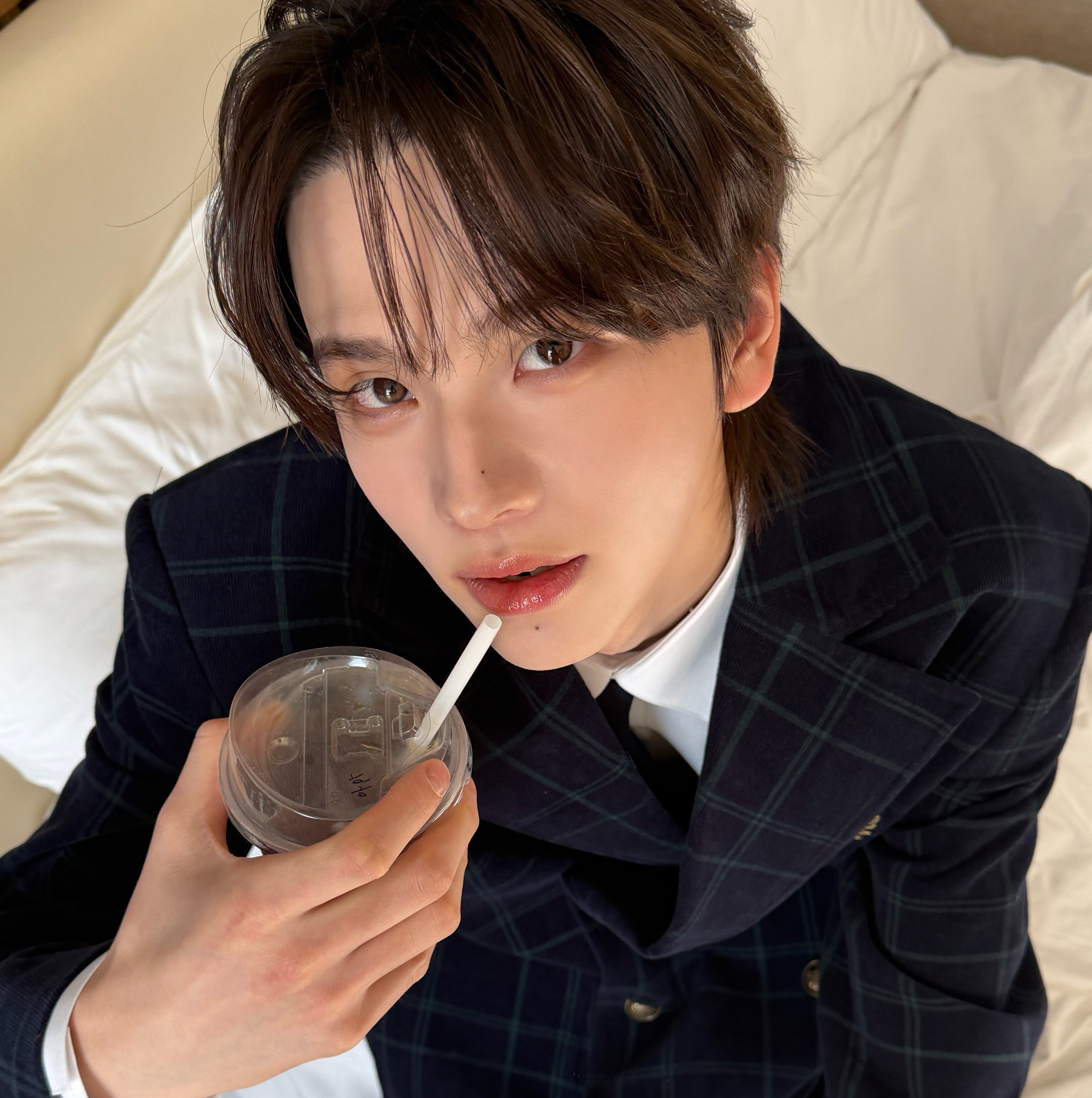 Behind-the-scenes cut of TWS