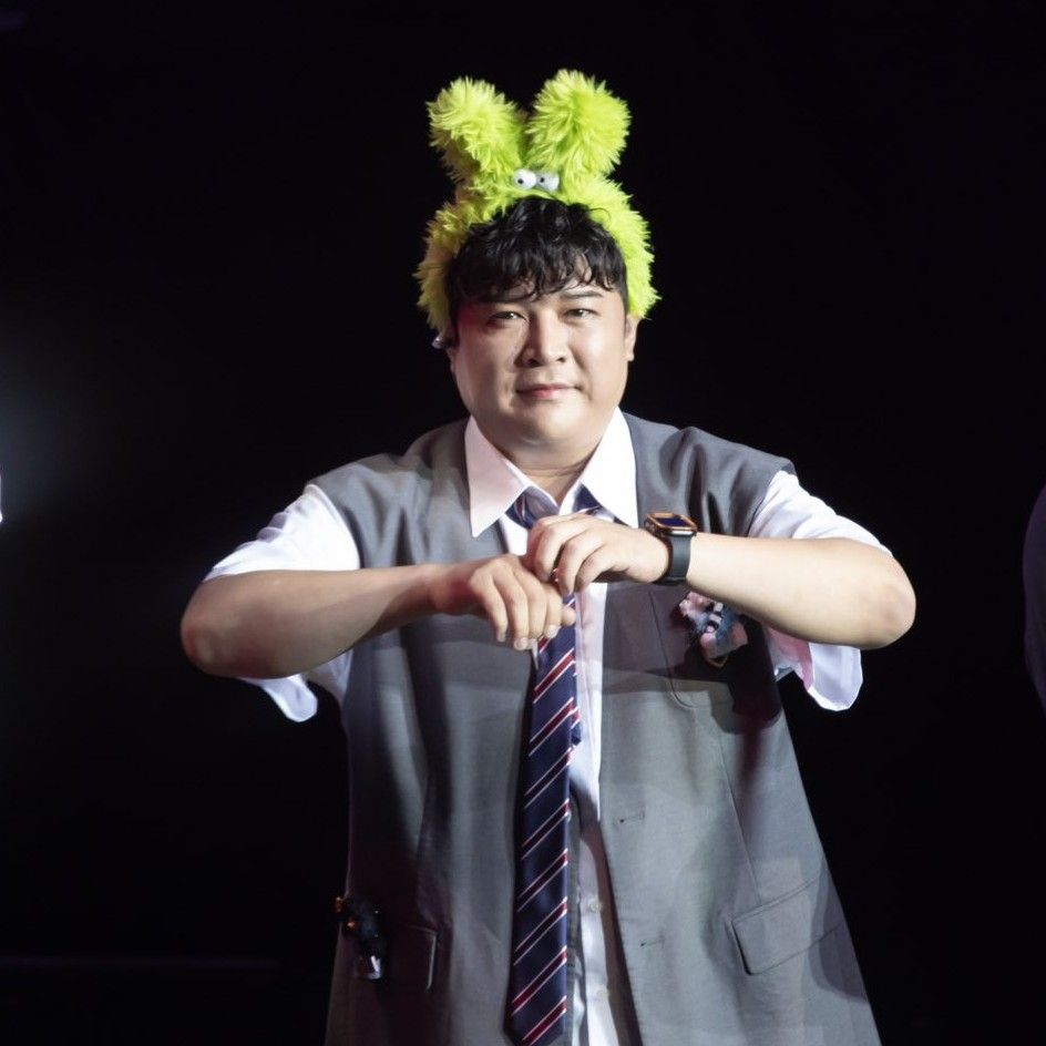 Latest photo of Shindong (Super Junior)