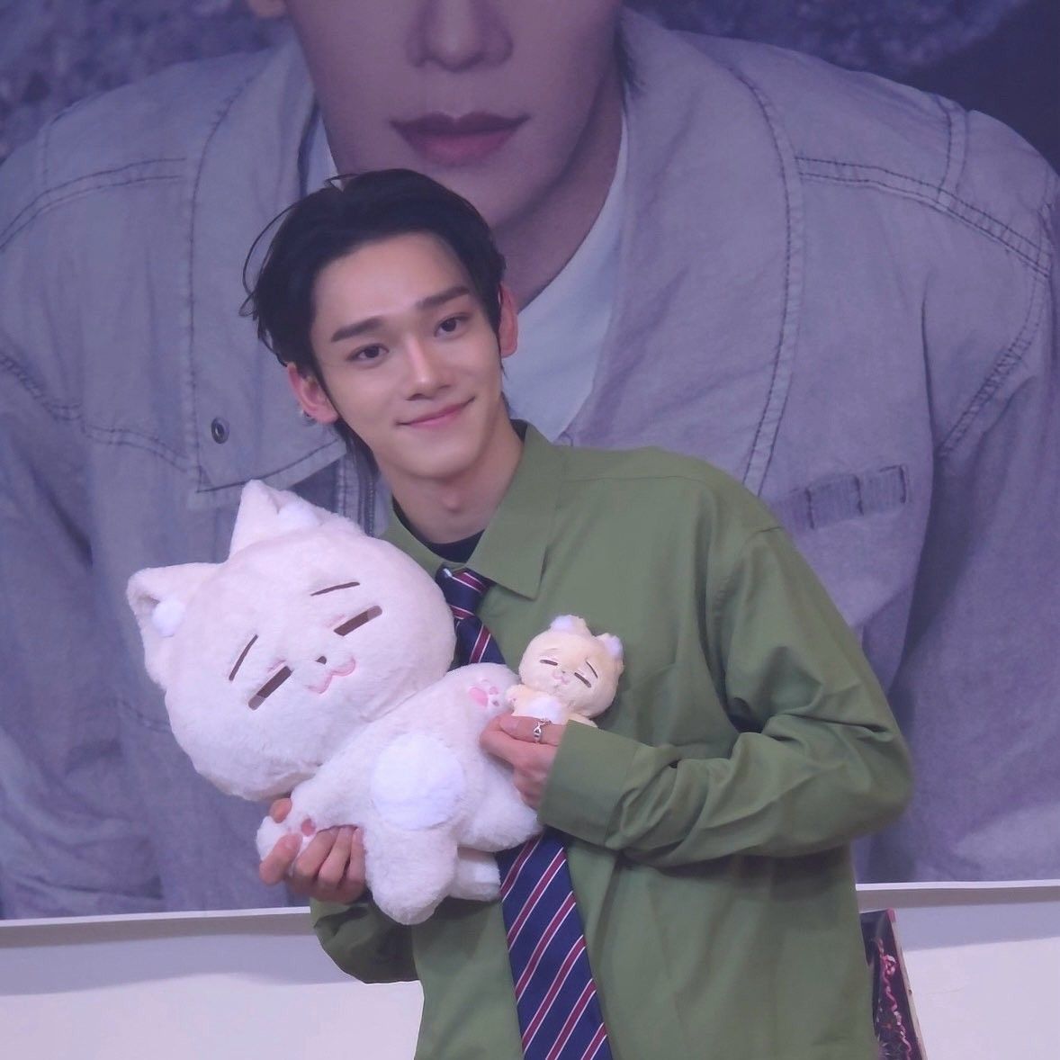 Behind-the-scenes cut of Chen (EXO)