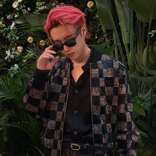 Behind-the-scenes cut of Sunwoo (THE BOYZ)