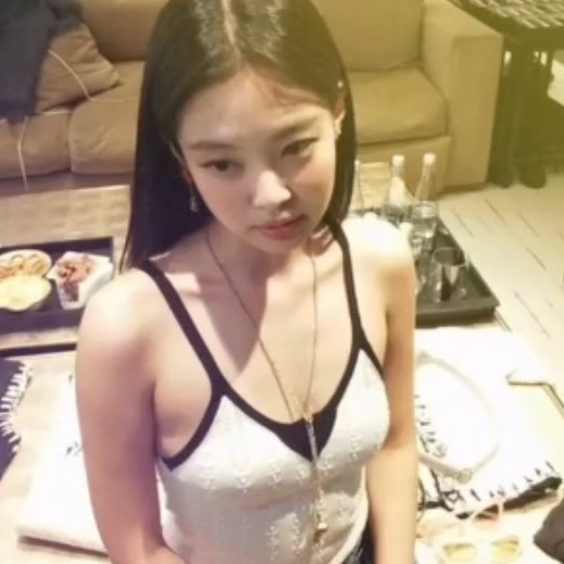 Jennie (BLACKPINK)的最新活動照片