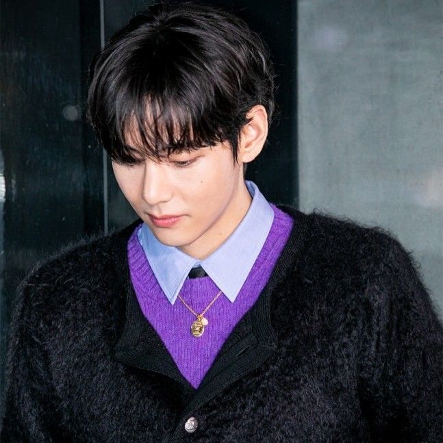 Recent activity shot of V (BTS)