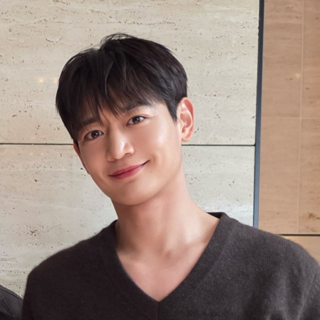 A moment captured by Minho (SHINee)'s fan