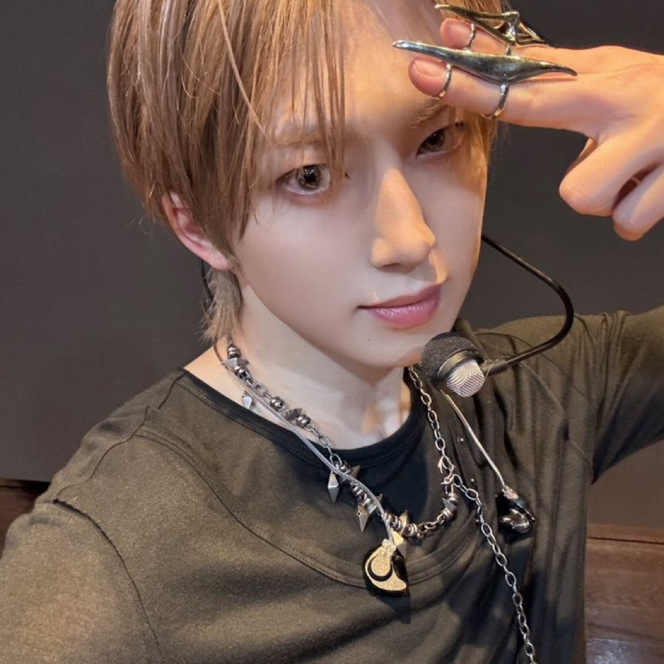 Latest photo of Fuma (&TEAM)