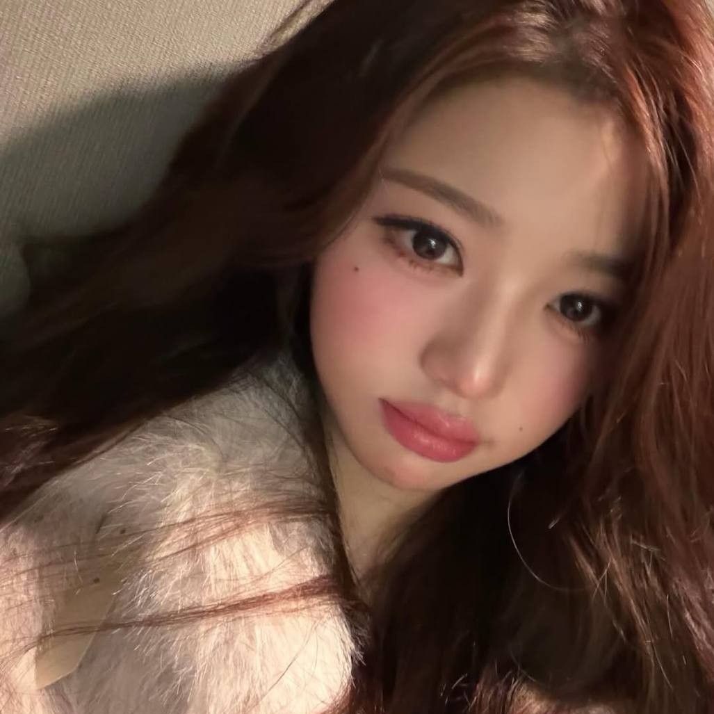 Latest photo of Jang Wonyoung (IVE)