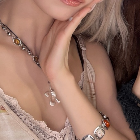 A moment captured by fromis (9)'s fan