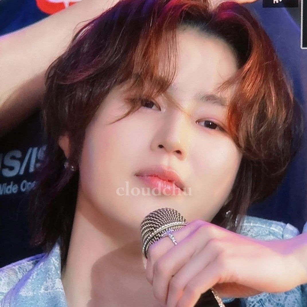 Behind-the-scenes cut of Ha Sungwoon