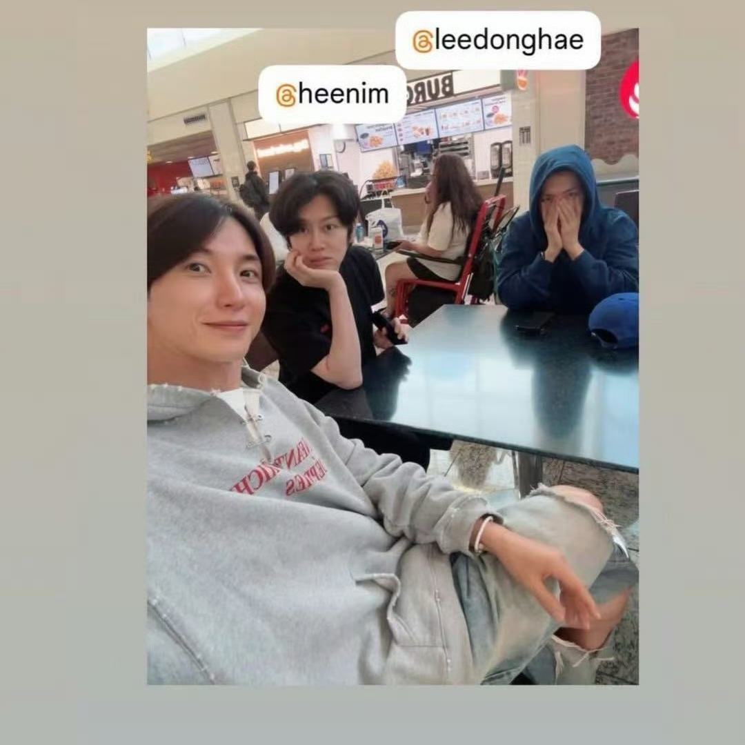 Momen yang diabadikan oleh penggemar Super Junior