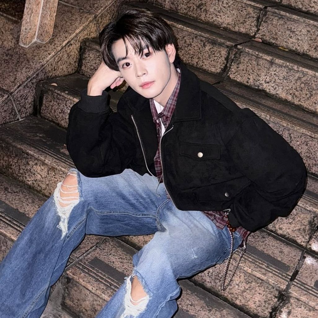 Recent activity shot of Xue Jun (SEVEN TO EIGHT)