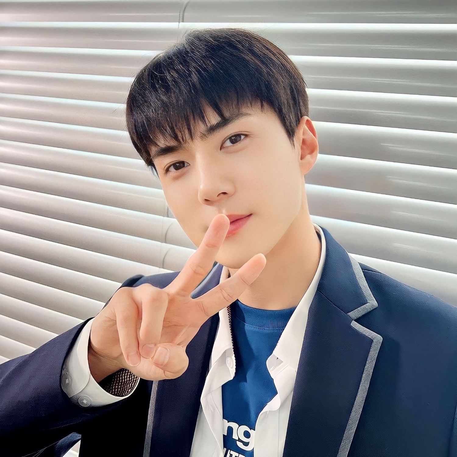 Recent activity shot of Sehun (EXO)