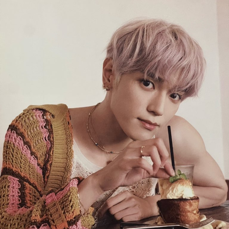 A moment captured by Taeyong (NCT 127)'s fan