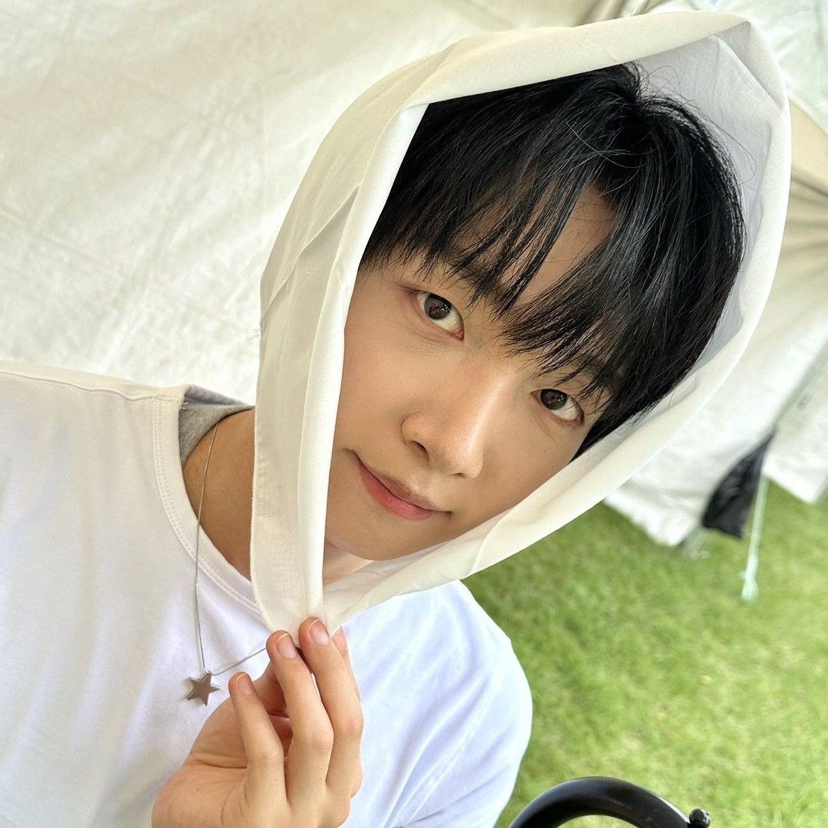 A moment captured by Jeong Sewoon's fan